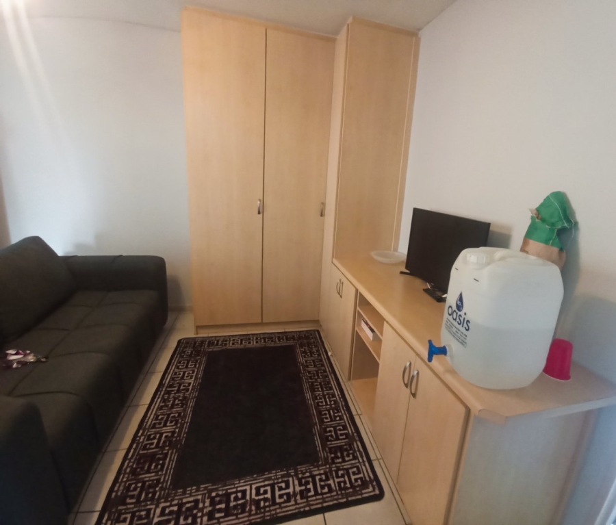 2 Bedroom Property for Sale in Wasgoedspruit North West